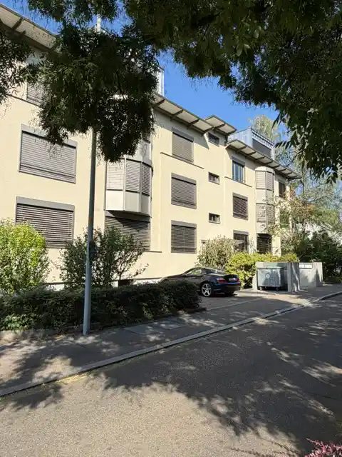 Zipag AG Hauswartung Objekt: Zürichstr138-140, Küsnacht (ZH)